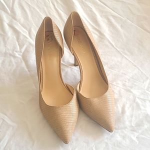 Pointed toe nude heels